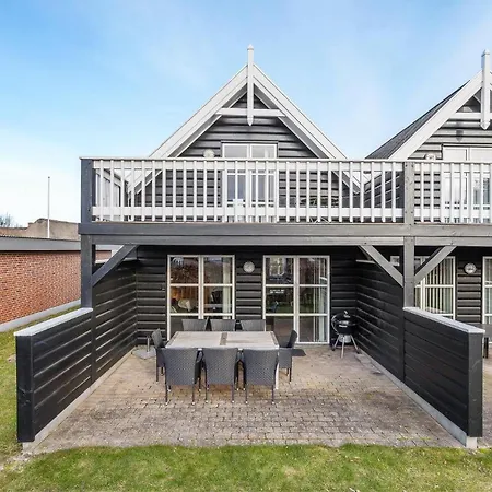 Two-bedroom In Casa de Férias Blåvand